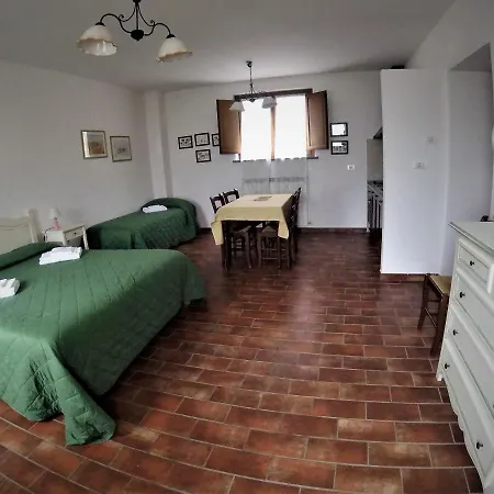 Agriturismo Ai Lecci Ramazzano - Le Pulci