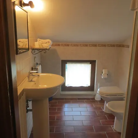 Agriturismo Ai Lecci Country house *