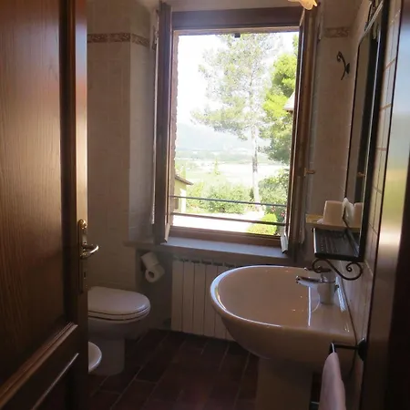 Agriturismo Ai Lecci Country house